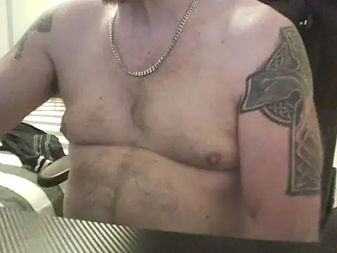 loudandproud online show from February 2026 11:12:01 PM