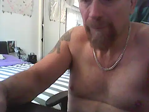 loudandproud online show from April 2026 02:35:01 AM