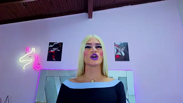 SelllSucKbIgTS online show from January 2026 01:00:02 AM