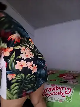 Snapshot of natalliecoopers chatting on January 2026 12:01:01 PM natalliecoopers online show from January 2026 12:01:01 PM