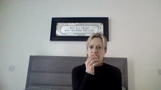 Milfshake227 online show from March 2026 05:25:01 PM