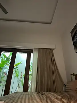 Milly Meyson online show from January 2026 07:47:01 AM