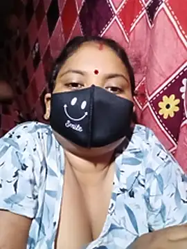 sexypojaa233 online show from August 2026 05:50:02 PM