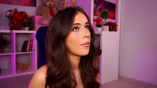 Ava Solis online show from February 2026 08:31:01 PM