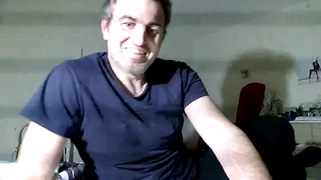 Hakfin666 online show from May 2026 10:46:02 PM