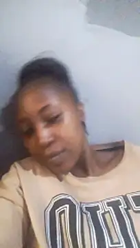 CocoButterxox online show from April 2026 01:13:02 PM