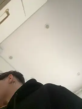 ravenryx online show from April 2026 11:57:01 AM