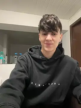 ravenryx online show from February 2026 03:53:01 PM