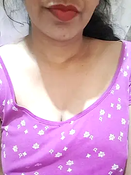 MILFybar online show from April 2026 04:31:01 PM