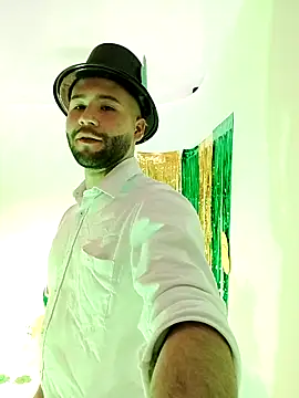 AndyKnoxx online show from March 2026 07:17:01 PM