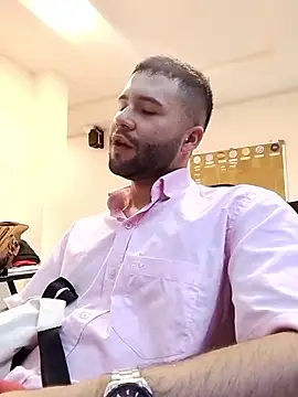 AndyKnoxx online show from April 2026 07:20:02 PM