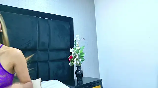 SarahOrtiz  online show from March 2026 11:03:01 AM