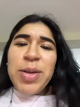 Snapshot of Minico25 chatting on July 2026 04:02:02 AM Minico25 online show from July 2026 04:02:02 AM