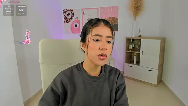 Sussan Monroe online show from February 2026 09:39:02 AM