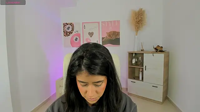 Sussan Monroe online show from February 2026 10:06:01 AM