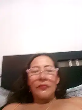 Salome 69 online show from April 2026 02:46:02 PM