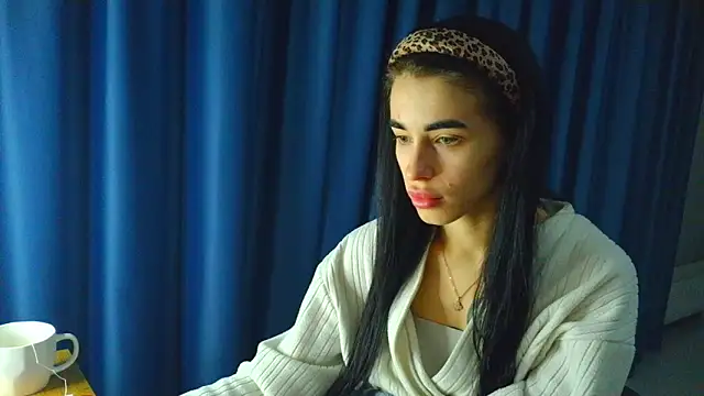 Vlada Elfie online show from March 2026 06:57:02 PM