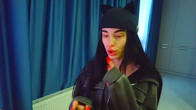 Vlada Elfie online show from February 2026 03:23:01 PM