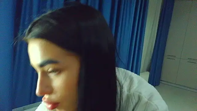 Vlada Elfie online show from March 2026 05:38:02 PM