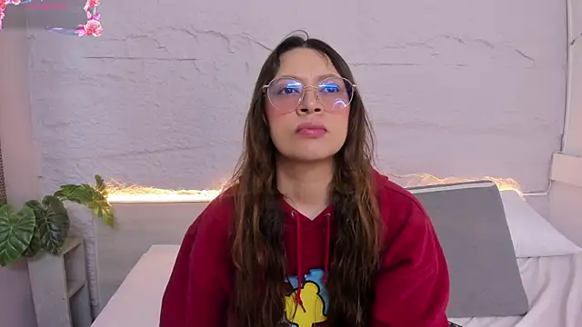 lanna 18  online show from April 2026 11:39:01 AM