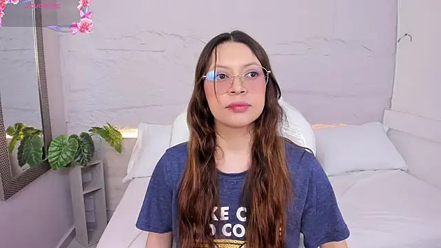 lanna 18  online show from April 2026 11:35:01 AM