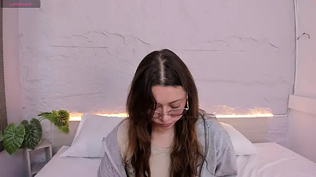 lanna 18  online show from March 2026 11:47:01 AM