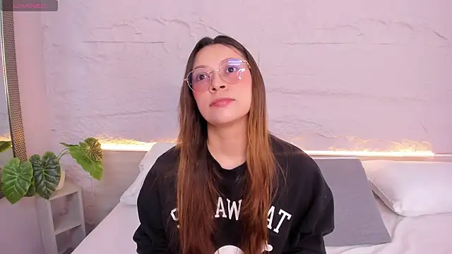 lanna 18  online show from February 2026 11:45:01 AM