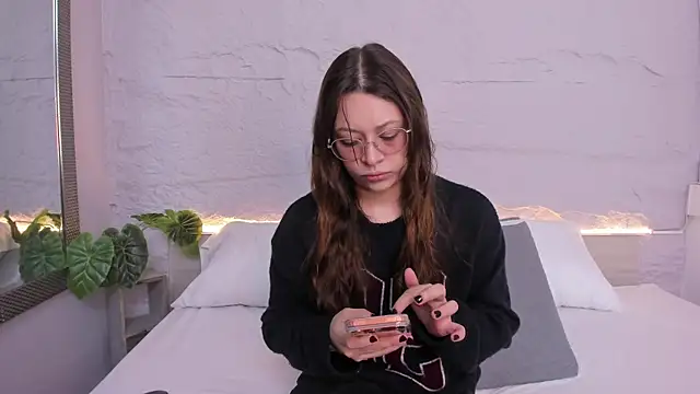 lanna 18  online show from March 2026 11:49:01 AM