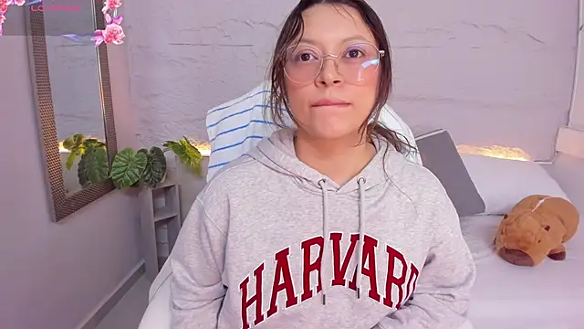 lanna 18  online show from April 2026 11:36:01 AM