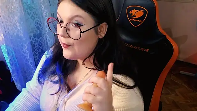 PixelMiss online show from May 2026 01:00:02 AM
