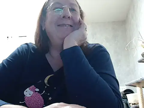 xmyriamx online show from February 2026 08:17:02 PM