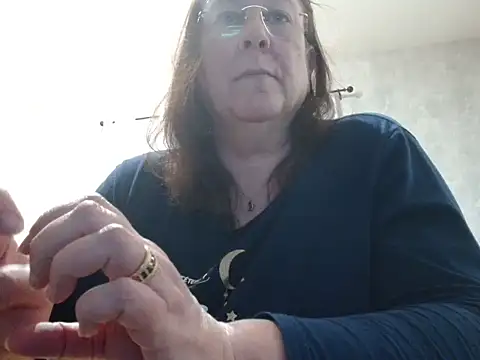 xmyriamx online show from February 2026 08:20:01 PM