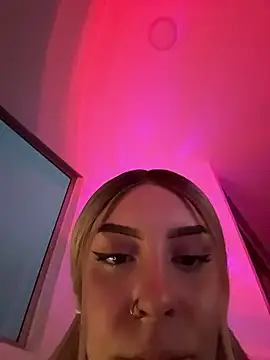 alesziarose  online show from January 2026 11:22:02 PM