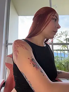 alesziarose  online show from April 2026 10:46:01 PM