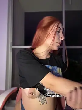 alesziarose  online show from April 2026 12:36:02 AM