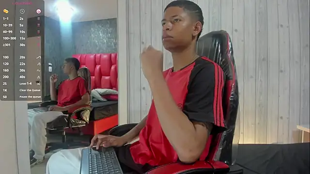  erick j online show from April 2026 07:59:01 PM