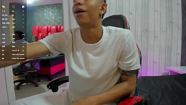  erick j online show from March 2026 08:25:01 PM