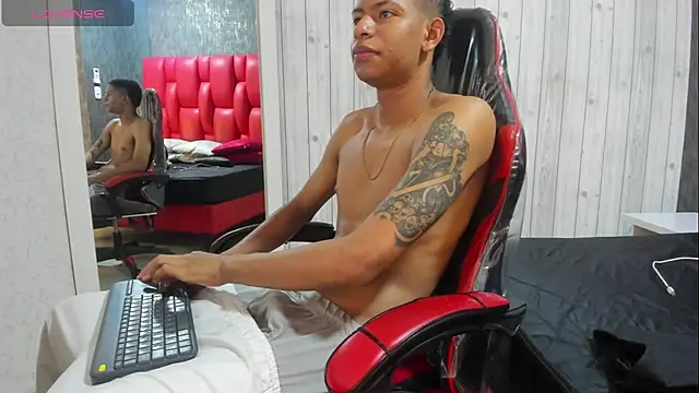 Snapshot of _erick_j chatting on March 2026 08:20:02 PM erick j online show from March 2026 08:20:02 PM