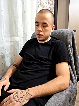 Snapshot of TvoY_bOy1 chatting on February 2026 04:51:01 PM TvoY bOy1 online show from February 2026 04:51:01 PM