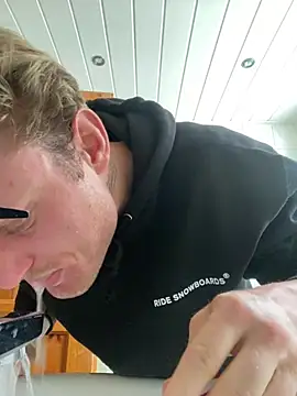 Snapshot of Fitlover1994 chatting on January 2026 08:40:01 AM Fitlover1994 online show from January 2026 08:40:01 AM