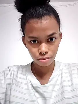 shenna brunette online show from February 2026 06:40:02 PM