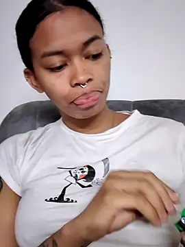 shenna brunette online show from February 2026 03:45:02 PM