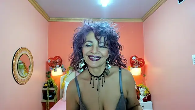 Dalila Najjar  online show from May 2026 02:38:01 PM
