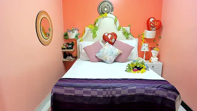 Dalila Najjar  online show from April 2026 02:58:02 PM