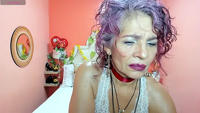 Dalila Najjar  online show from April 2026 02:08:01 PM