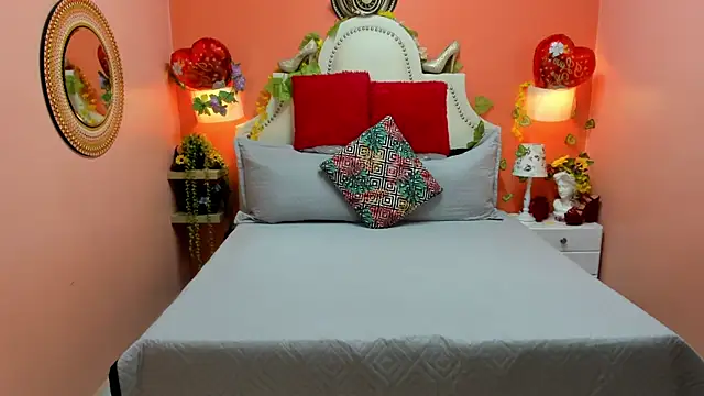 Dalila Najjar  online show from May 2026 02:45:02 PM