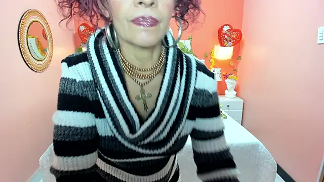 Snapshot of Dalila_Najjar_ chatting on April 2026 02:47:02 PM Dalila Najjar online show from April 2026 02:47:02 PM