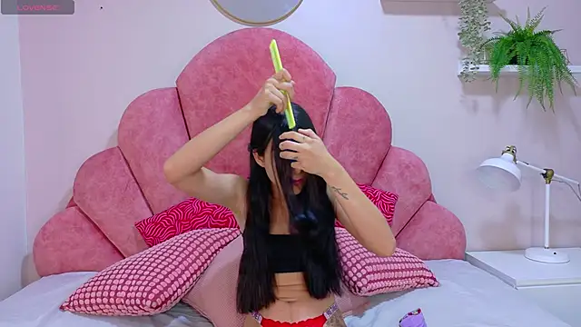 AmberStonne   online show from April 2026 02:57:01 AM