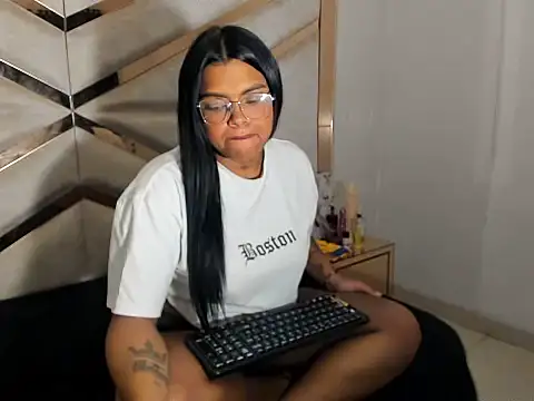 LunaFever69 online show from February 2026 03:39:01 AM