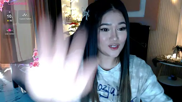 simplykhate online show from February 2026 01:34:02 AM